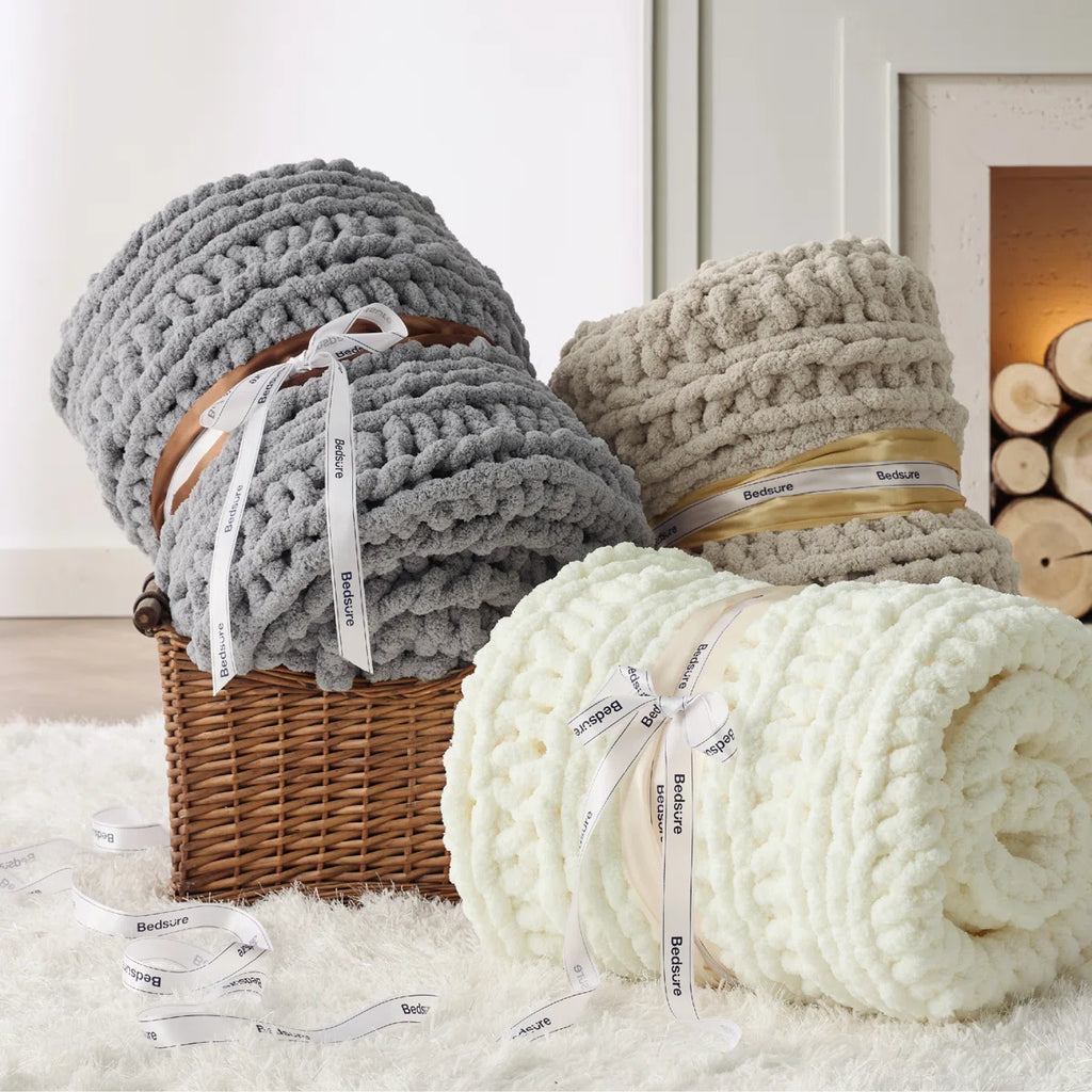 Essential Bedsure 100% Hand Knit Chenille Chunky Throw Blanket For Couch
