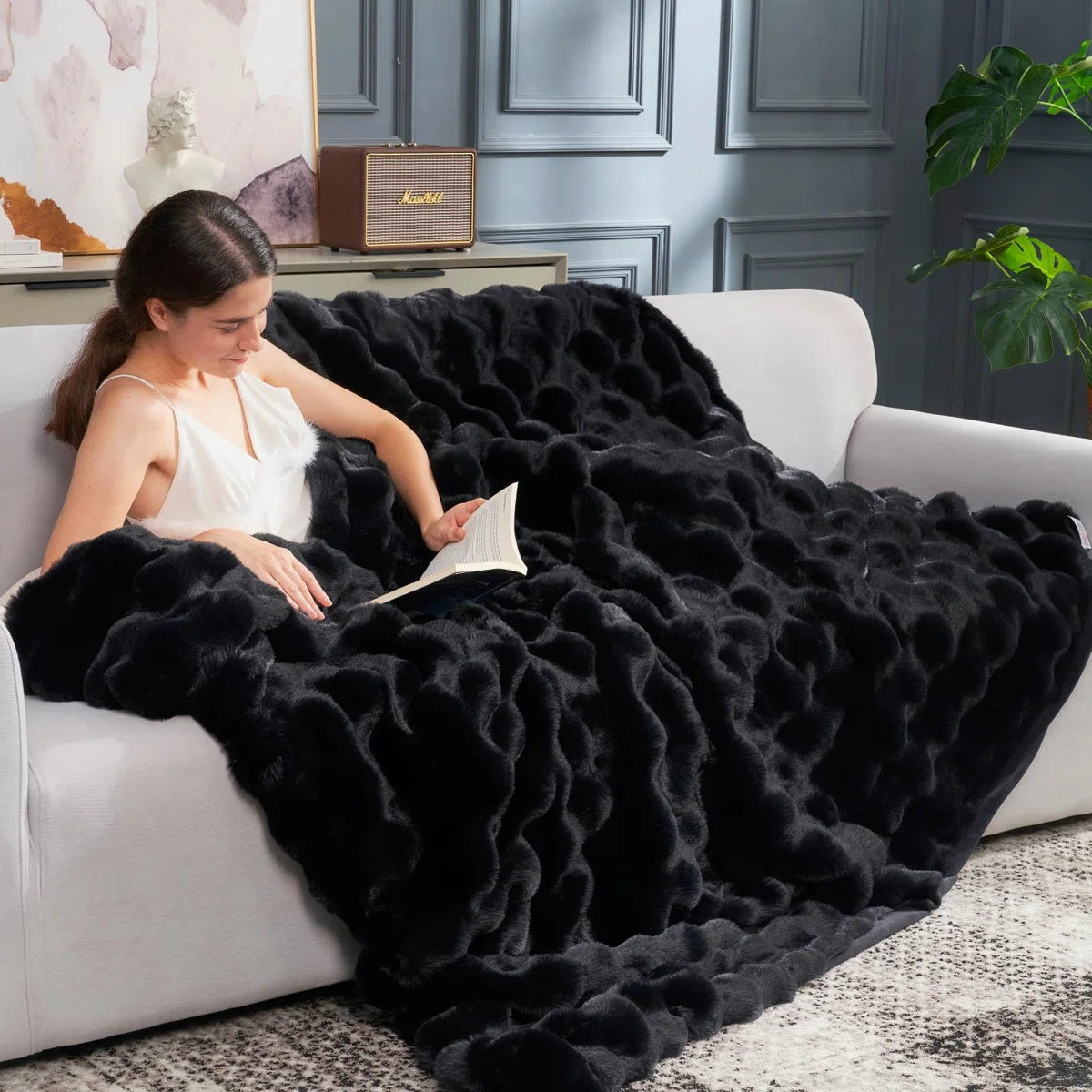Cozy Warm Luxury Faux Fur Rabbit Throw Blanket, Knitted Soft Thick Furry Cute Plush Reversible Blanket for Sofa, Living Room, Bedroom - Suitable for Winter & Spring & Holiday Gift Ideas