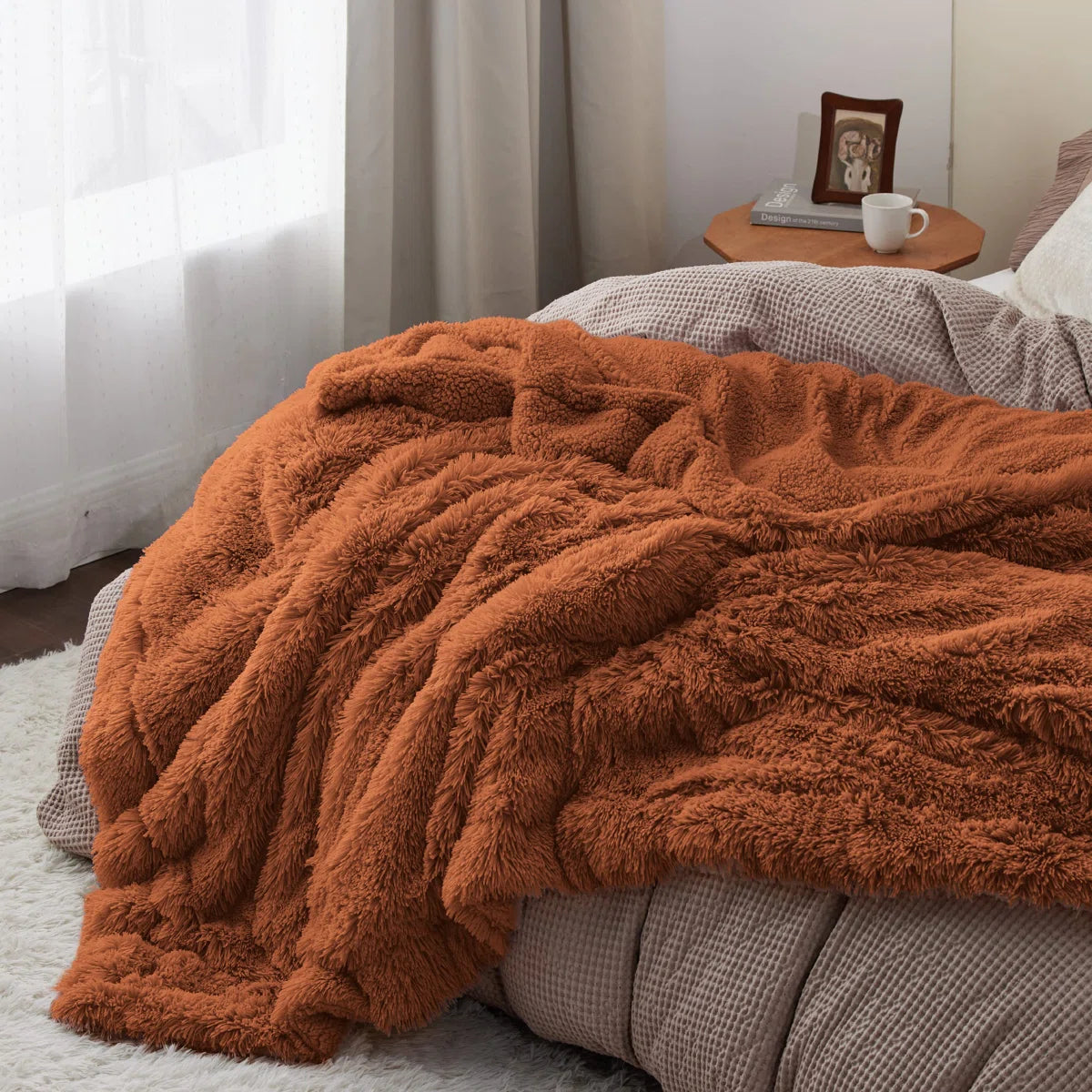 Bedsure Faux Fur Sherpa Twin/TwinXL Blanket – Ultra Soft Plush Bed Blanket for Dorm Room – Burnt Orange – Perfect Gift for Teen Girls
