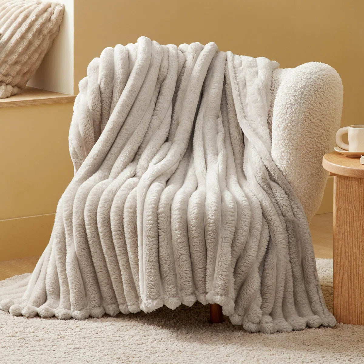 Bedsure Fleece Throw Blanket – Super Soft Cozy Throw for Dorm Bed & Couch – Natural (60x80) – Ideal Gift for College Students